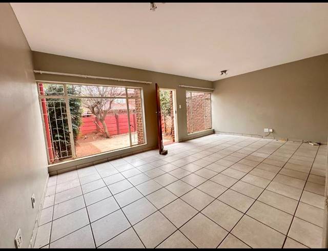 3 BEDROOM TOWNHOUSE FOR SALE IN WONDERBOOM